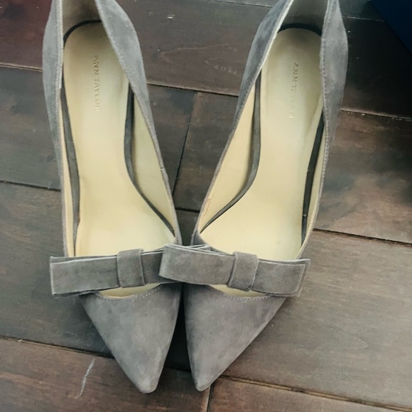 ANN TAYLOR SHOES only wore once - Picture 4 of 4